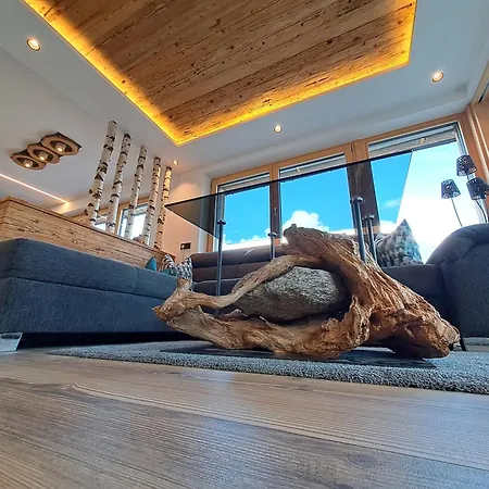 Nature Luxury Instoul Alpstuga Lutago